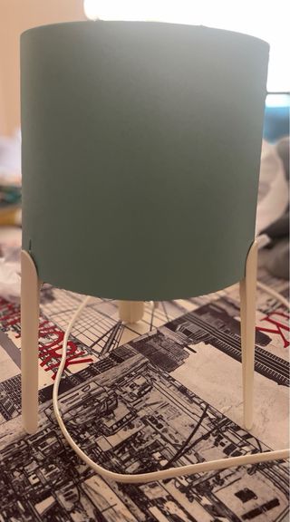 lampara plástico mesita noche ikea