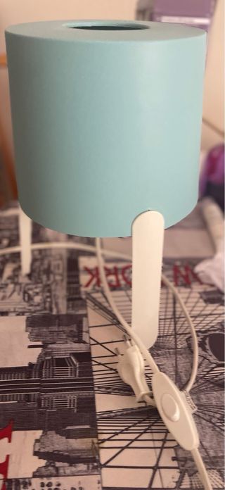 lampara plástico mesita noche ikea
