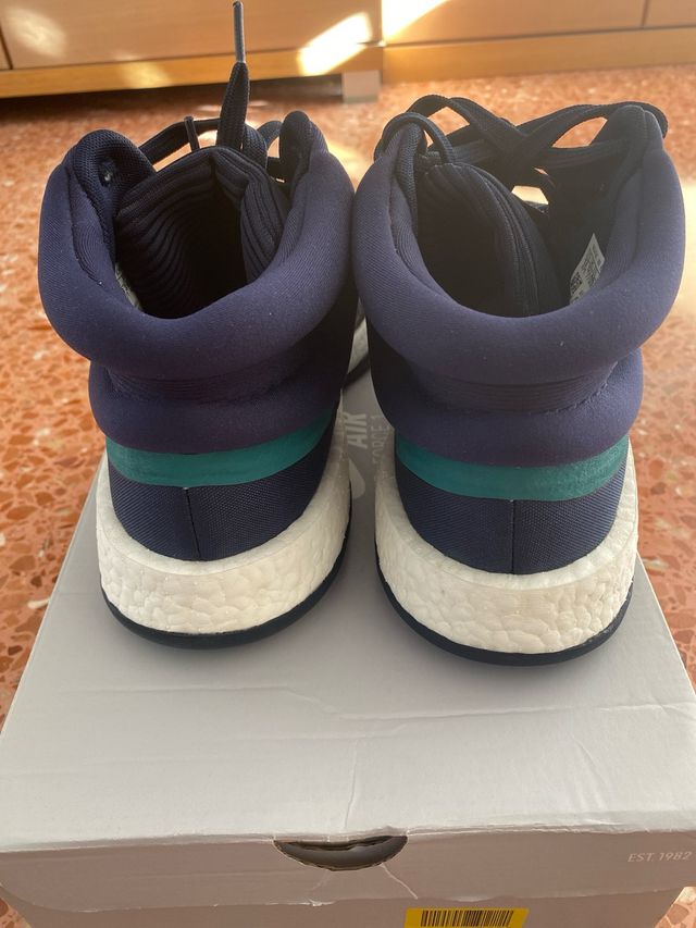 Zapatillas baloncesto Adidas Marquee Boost talla48