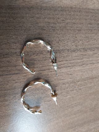 Pendientes dorados