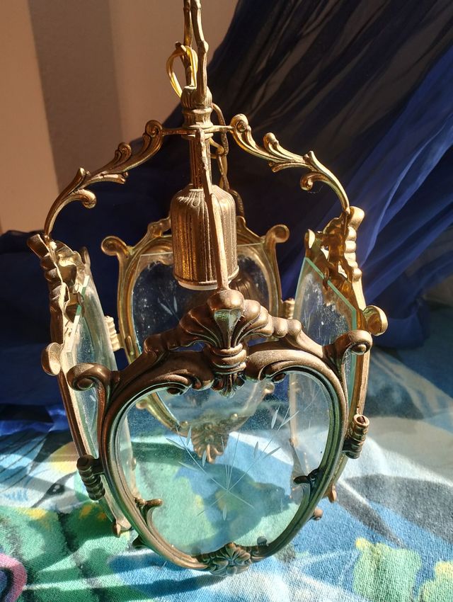 Lámpara antigua de bronce