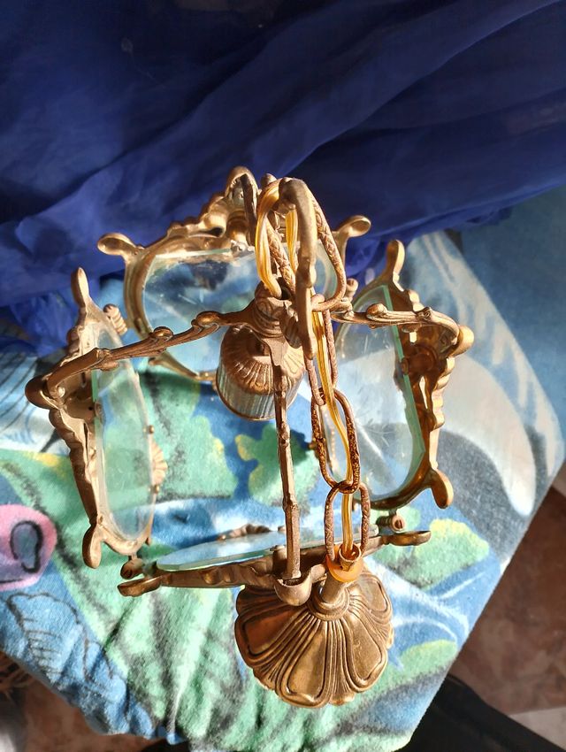 Lámpara antigua de bronce