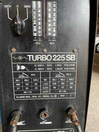Maquina de soldar por electrodos