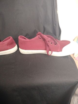 Sapatillas rojas 👟