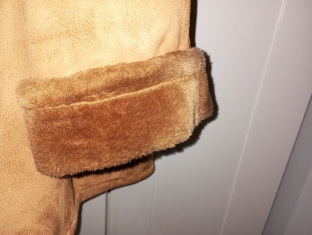 Abrigo de piel vuelta