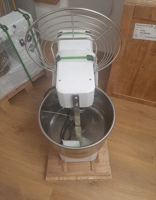 AMASADORA ESPPIRAL DE 20 LITROS 17KG 