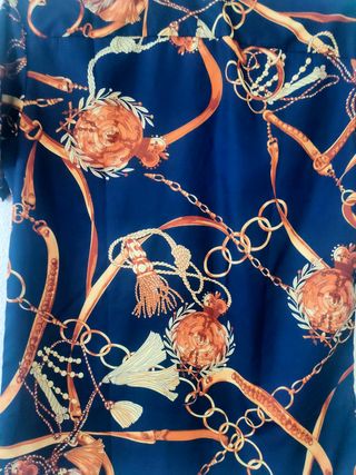 Camisa estampado de cadena con nudo