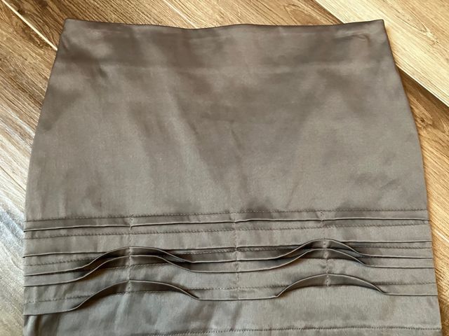 minigonna elegante con spacco dietro xs