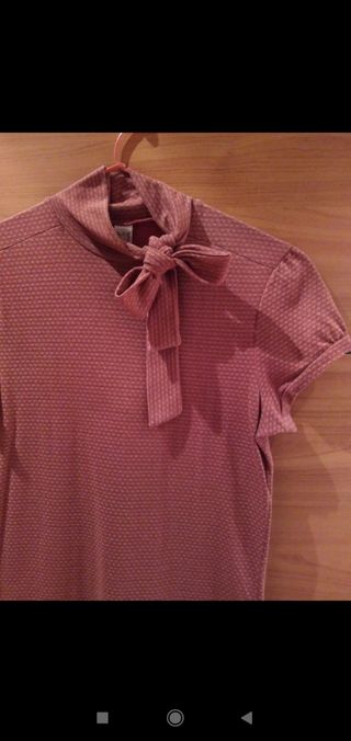 "Bershka" Camiseta. 