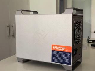 Akitio Thunder3 Quad X 12TB / disco duro externo