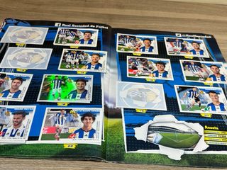 ALBUM FÚTBOL  LIGA ESTE (2015 - 2016)