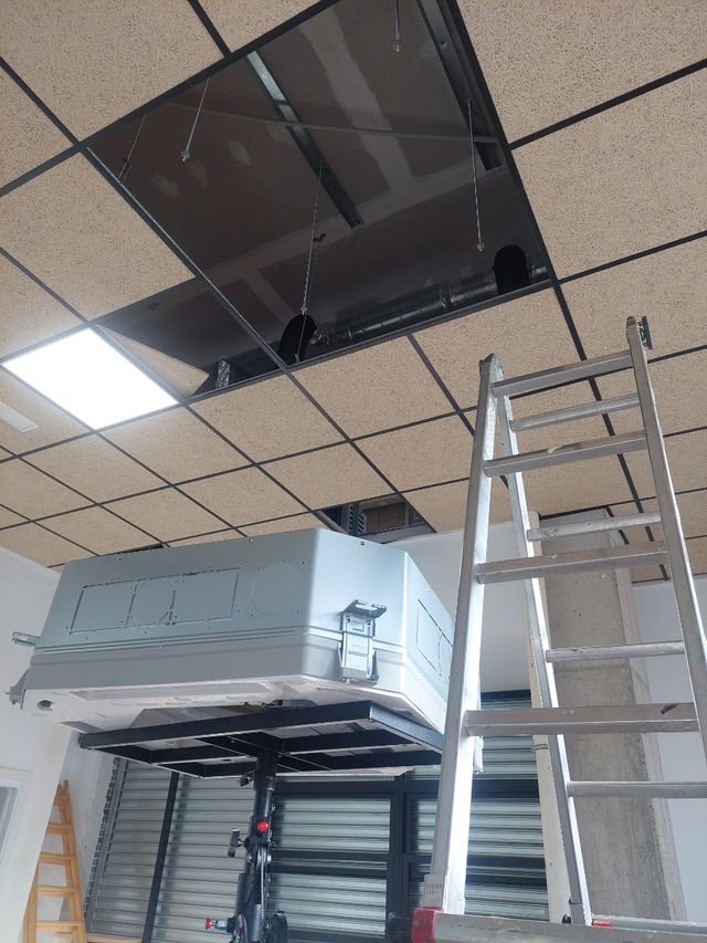 Aire acondicionado 675 37 49 59