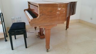 OFERTA PIANO COLÍN BLUTHNER 150CM