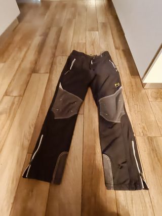 Pantalón de montaña