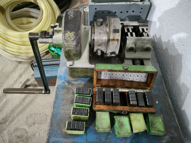 Maquina de roscar GF