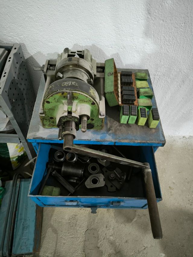 Maquina de roscar GF