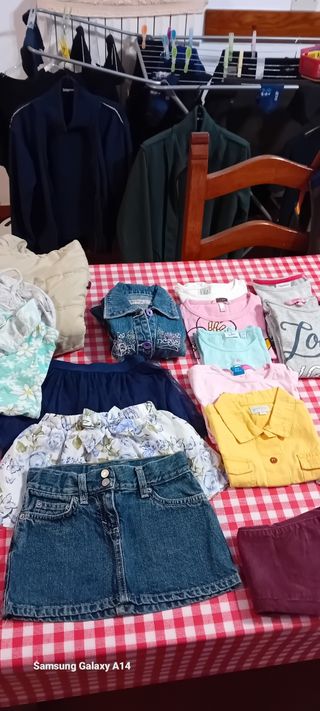 Lotto 18 pezzi bambina 2/3 anni.