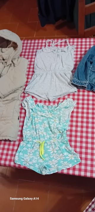 Lotto 18 pezzi bambina 2/3 anni.