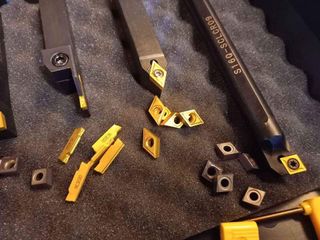 Set Valigetta Utensili da 16 mm Tornio con Ricambi