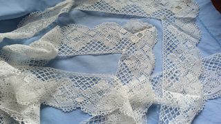 Encajes antiguos de bolillos