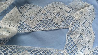 Encajes antiguos de bolillos