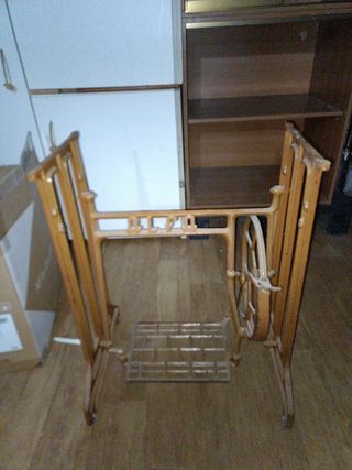 Mesa de máquina de coser