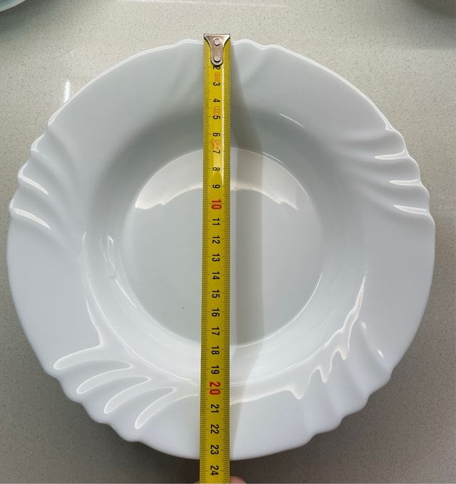 Vajilla 6 servicios-platos, tazas, ensaladera, ...