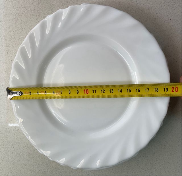 Vajilla 6 servicios-platos, tazas, ensaladera, ...