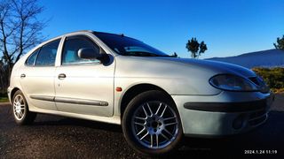 Renault Megane 2001