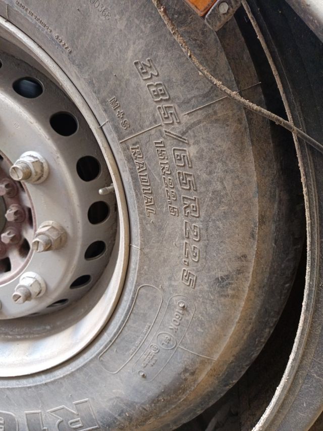 SEMIREMOLQUE PISO MOVIL