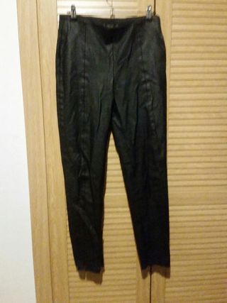 Pantalón piel