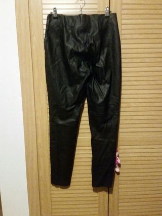 Pantalón piel