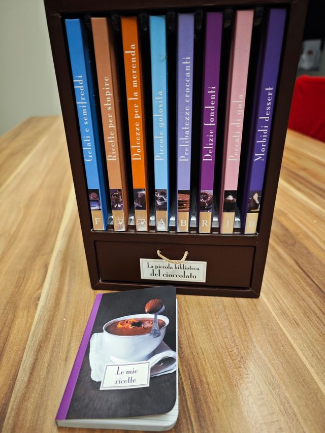 Box Libri "La piccola biblioteca del cioccolato"