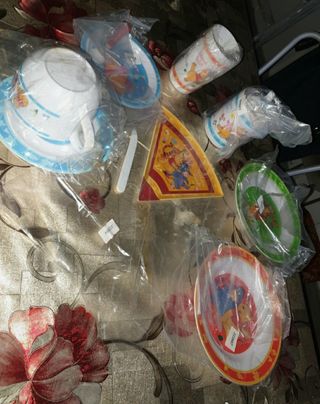 Piatti e bicchieri  e altro