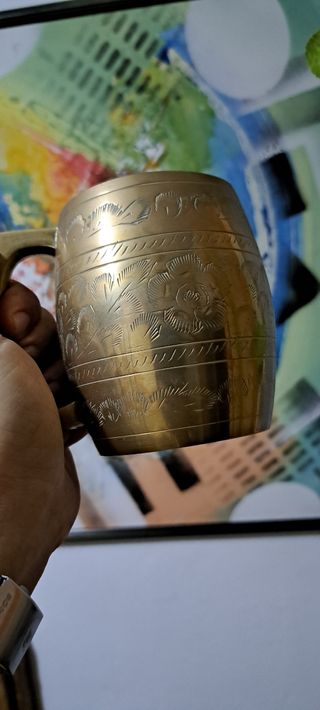 Jarra bronce o latón vintage dorada
