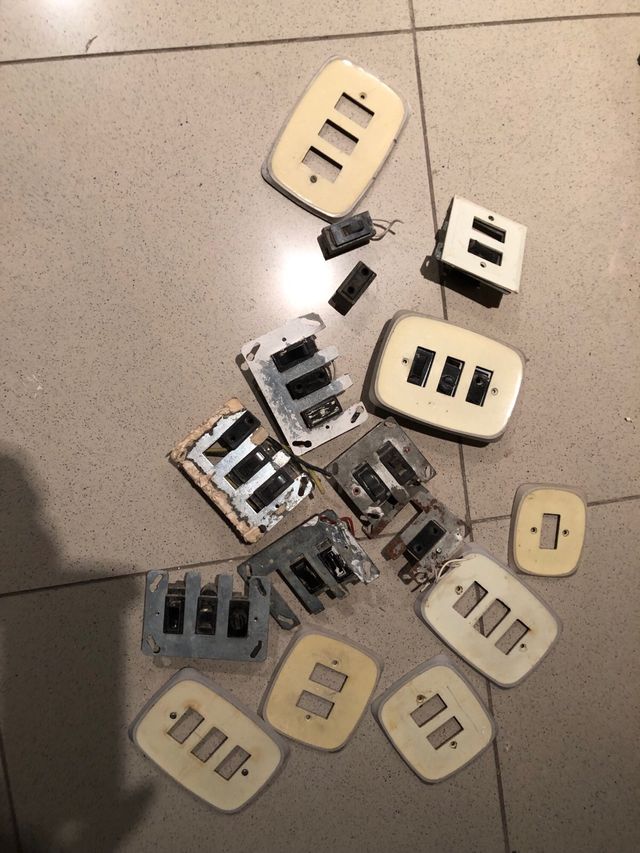 interructores antiguos años 1970