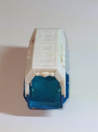 *REMOLQUE PARA CABALLOS MAJORETTE 1/64