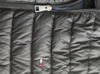 Cazadora plumífero negro hombre Tommy talla XL