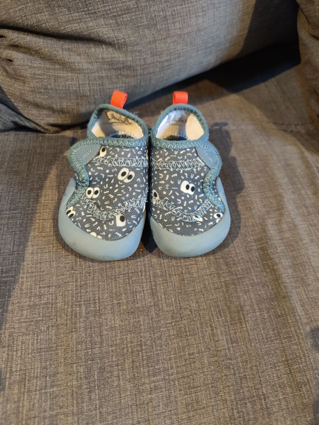 Zapatillas bebé primeros pasos
