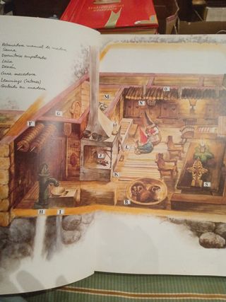 Extraordinario libro en  Poli piel.