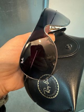 gafas de sol rayban orginal con su funda