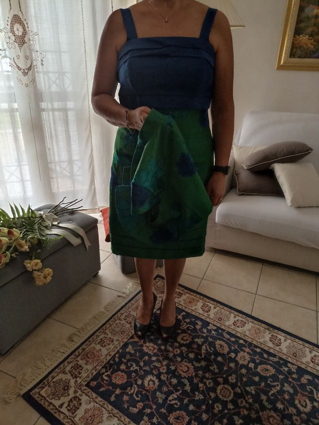 Vestito décolleté in seta