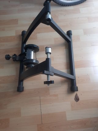 Rodillo de entrenamiento para bicicleta