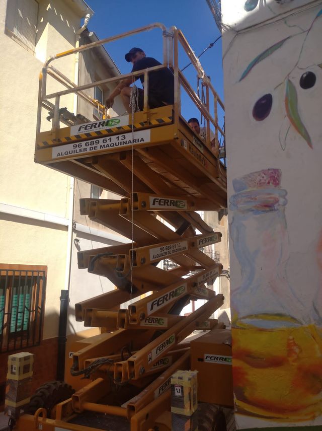 GRAFFITI OFICIAL SAFOR - PINTOR MURO DISEÑO INTER