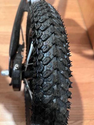 Bicicleta equilibrio, sin pedales.