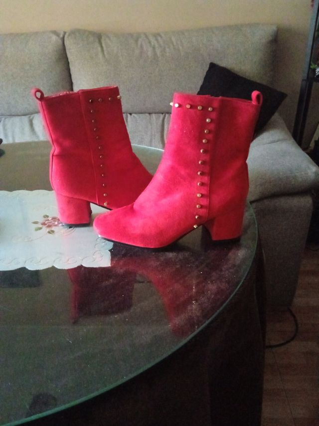Botines  rojos