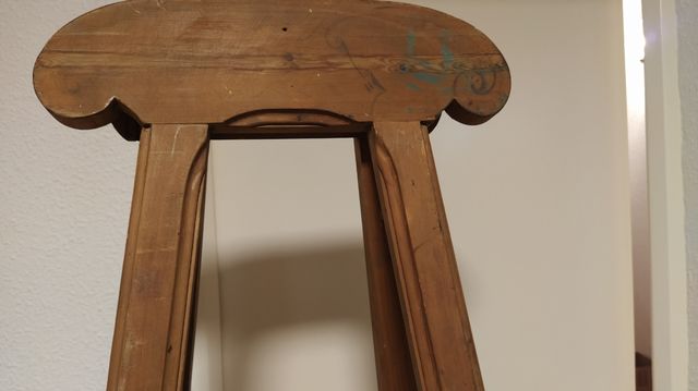 Caballete de pintor de madera rebajado