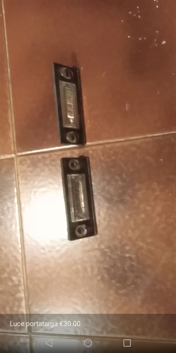 Luce portatarga Audi A2