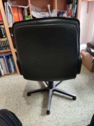 SILLON PIEL NEGRO OFICINA