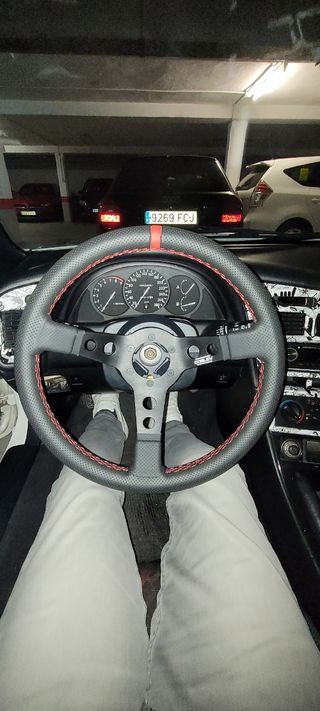 Volante desplazado Toyota celica T20